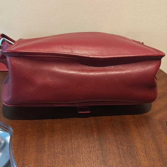 Coach Legacy vintage Duffel Bag smooth leather Red Silvertone HW. Excellent - Picture 9 of 17
